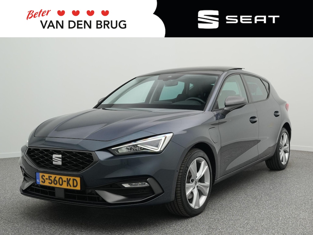 SEAT Leon 1.4 TSI eHybrid PHEV 204pk FR | Trekhaak | Panoramadak | Stoel- & stuurverwarming | Adaptieve cruise | Navigatie |