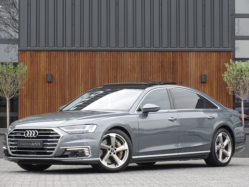 Audi A8 60 TFSi e Lang 449PK S line / B&O / TV's / alcantara / softclose / massage / 360°