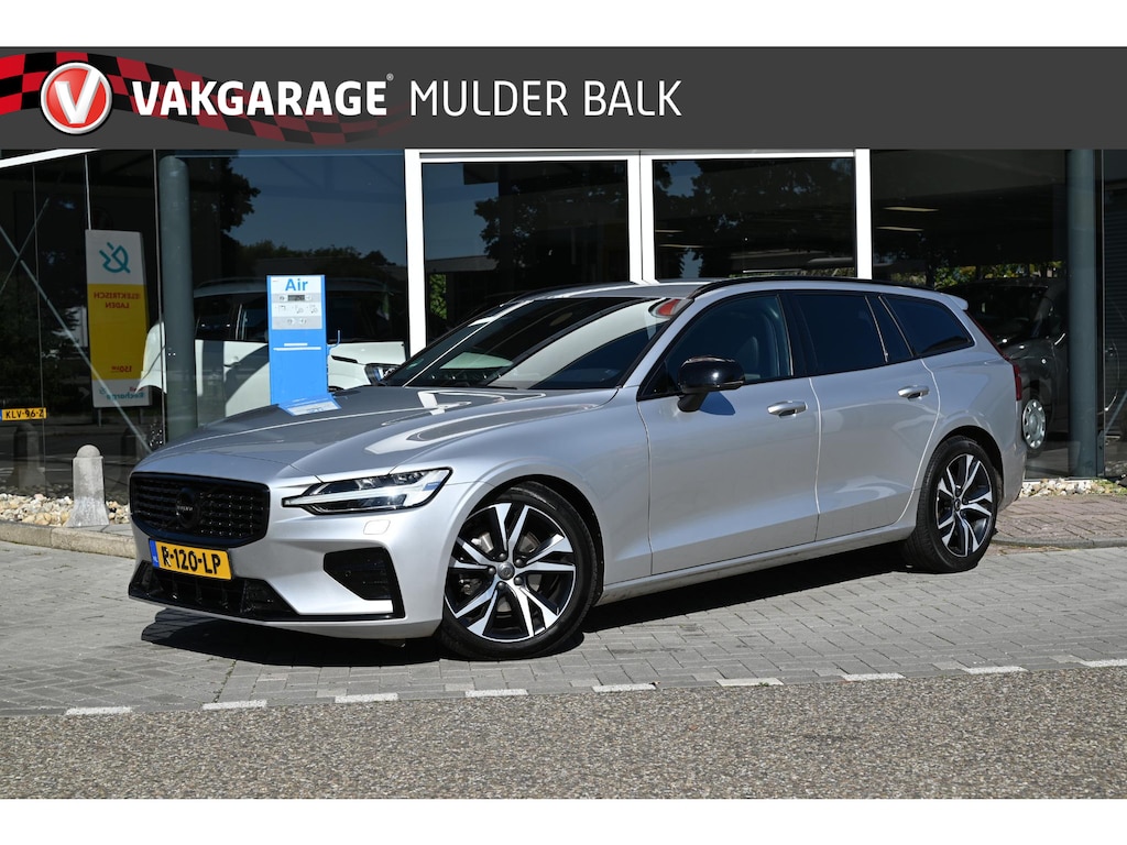 Volvo V60 2.0 B4 Plus Dark