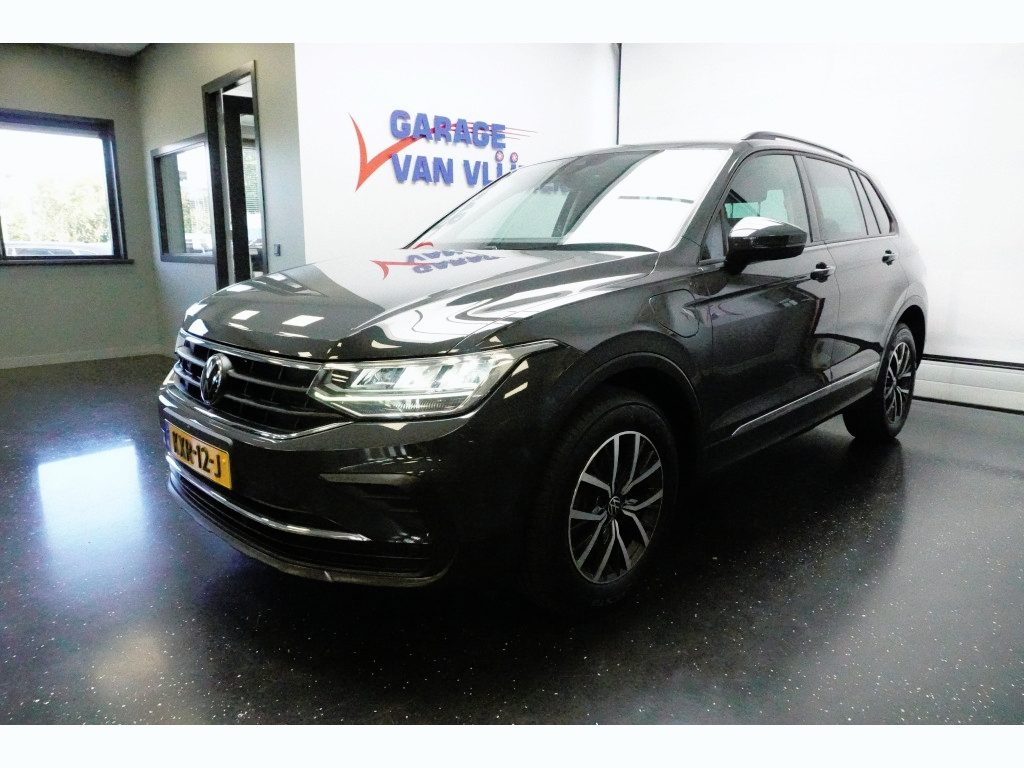 Volkswagen Tiguan 245PK 1.4TSI eHybrid PHEV Camera/Trekhaak/ACC/Carplay