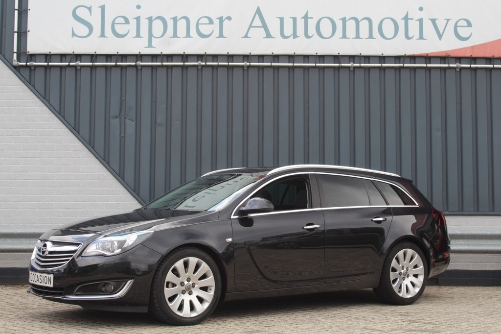 Opel Insignia 1.6 T COSMO-Leer-Navi-Pano -Full Option!!