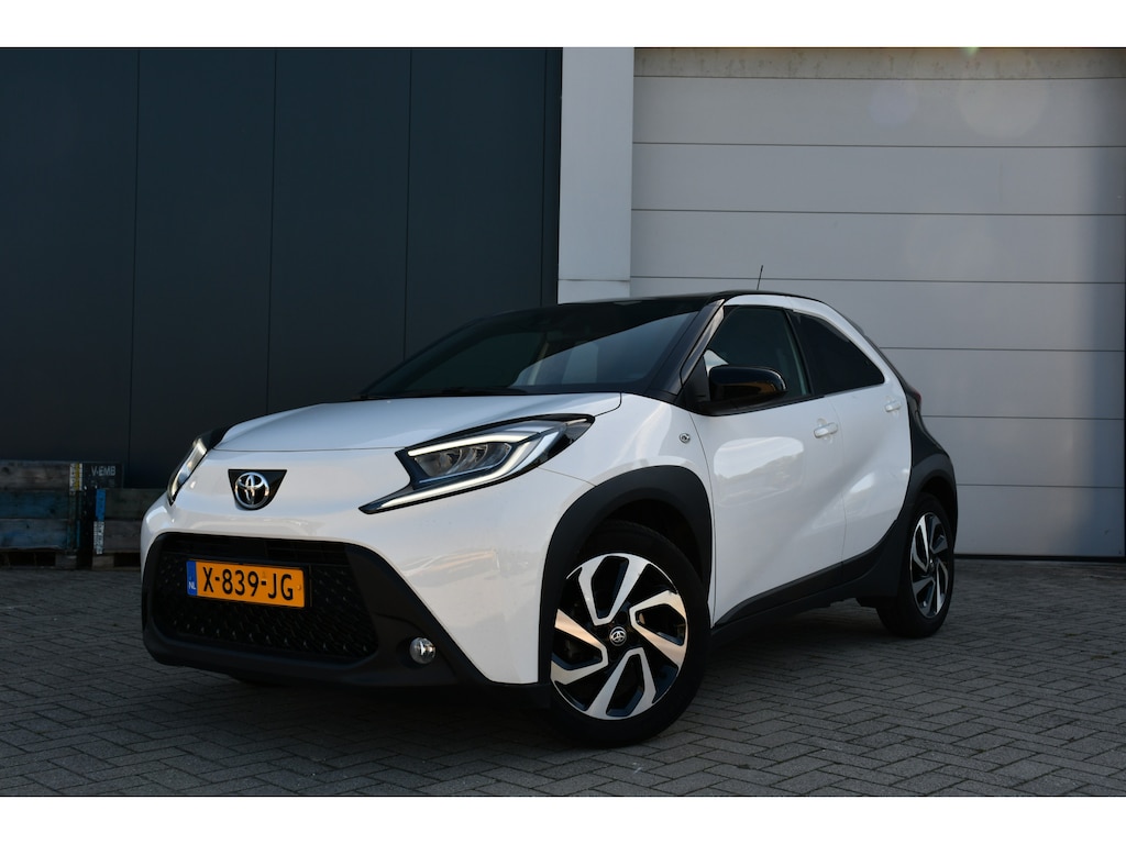 Toyota Aygo X 1.0 VVT-i MT Pulse 5-deurs 72pk | LED-koplampen | 17” lichtmetalen velgen | Cruise control adaptief |
