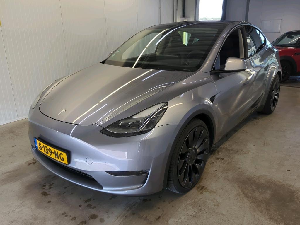 Tesla Model Y Performance 534pk AWD 92,6% SoH [ QUICKSILVER+ENHANCED AUTOPILOT+21 INCH+WARMTEPOMP+AMD RYZEN ]