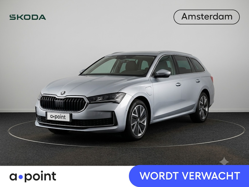 Skoda Superb 1.5 TSI PHEV Selection 218 pk Automaat | Verlengde garantie | Navigatie | Trekhaak (wegklapbaar) | Parkeersensoren | Achteruitrijcamera |