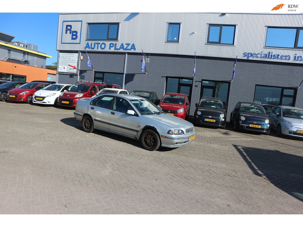 Volvo S40 1.6 SE / AIRCO / APK 7 2027 / LEES TEKST ! ! !