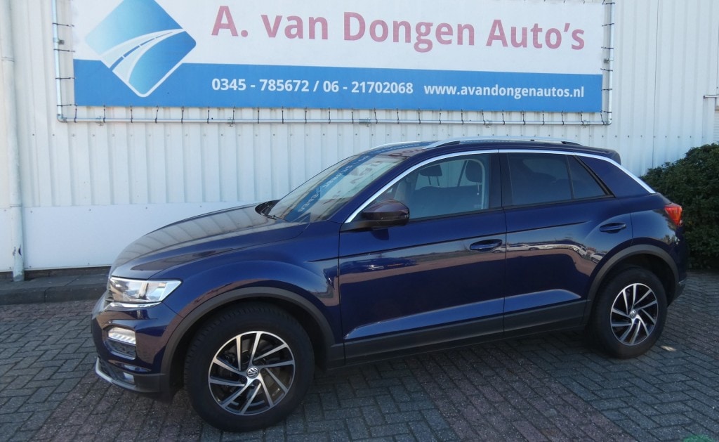 Volkswagen T-Roc 1.0 TSI STYLE,ACC,Lane Ass,Navi,Bltooth,APK 29-6-27
