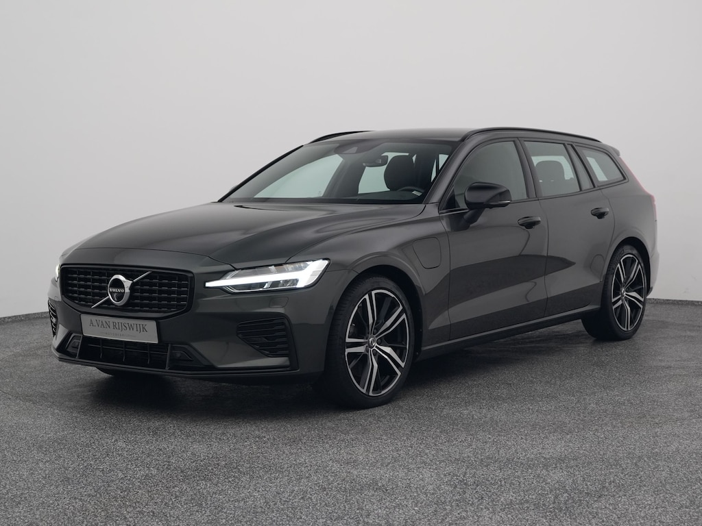 Volvo V60 2.0 T6 Recharge AWD R-Design | CAMERA | KEYLESS | STOELVERWARMING