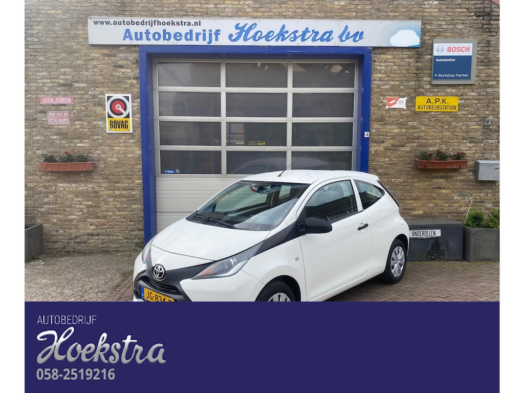 Toyota Aygo 1.0 VVT-i x-now