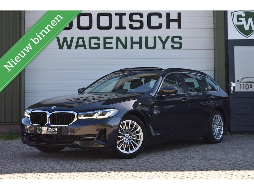 BMW 5-Serie Touring 530e Business Edition Plus | Pano | Laser | Leder |