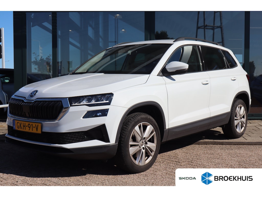 Skoda Karoq 1.5 TSI ACT Business Edition 150PK TREKHAAK | Achteruitrijcamera | Apple Carplay/Android Auto|telefoonintegratie premium | Keyless entry/start