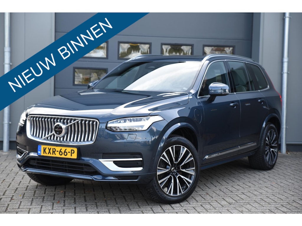 Volvo XC90 2.0 T8 Recharge AWD Ultimate Bright Luchtvering - Pano - Trekhaak