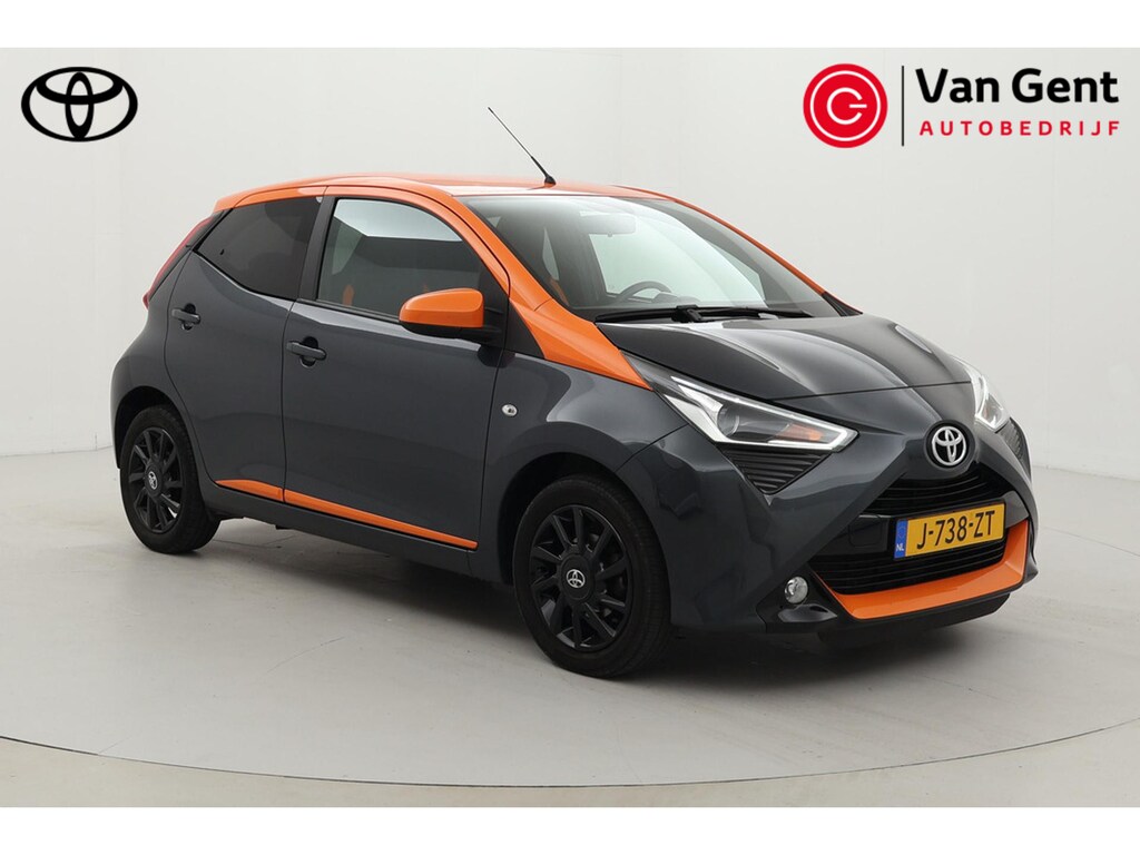 Toyota Aygo 1.0 VVT-i x-JBL | Apple Carplay / Android Auto | Clima | Camera | 15 inch