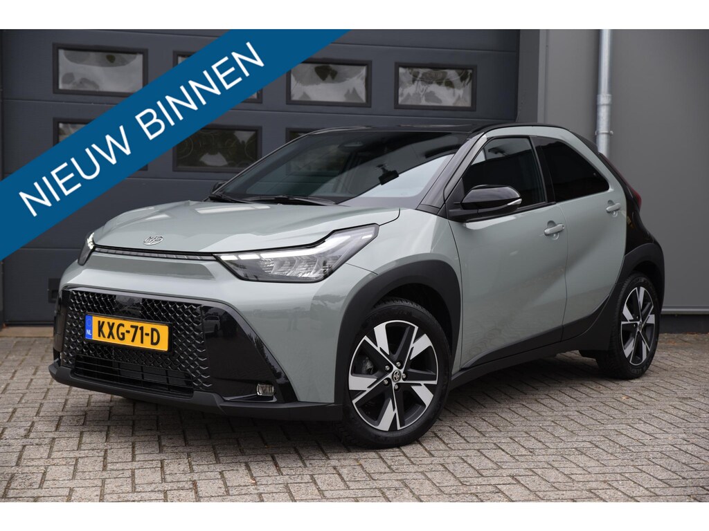 Toyota Aygo X Hybrid 115 envy Adaptieve Cruise - Stoelverwarming