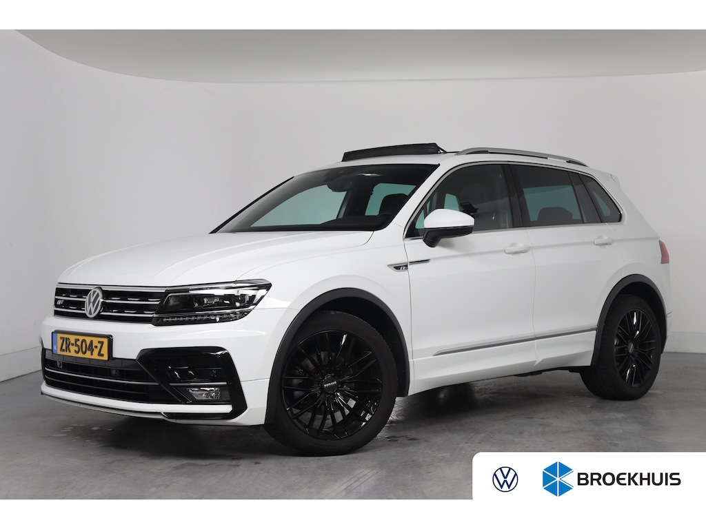 Volkswagen Tiguan 1.5 TSI ACT Comfortline Business R-Line | Dealer Onderhouden! | Open Dak | Virtual | Leder | Stoelverwarming | Clima | Navi | LED | Cruise Adaptive | Keyless | Elk. Achterklep | Parkeersensoren V+A