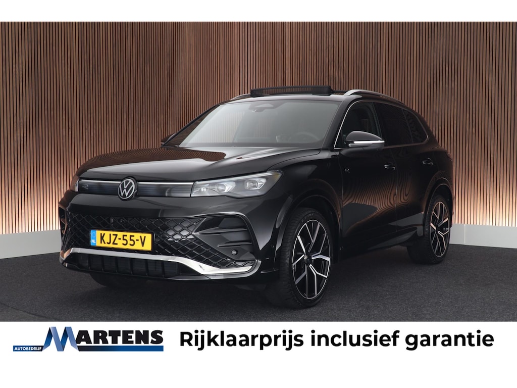 Volkswagen Tiguan 1.5 eTSI 150pk DSG R-Line Edition Trekhaak 360Camera harman/kardon HUD Keyless Panoramadak Navigatie