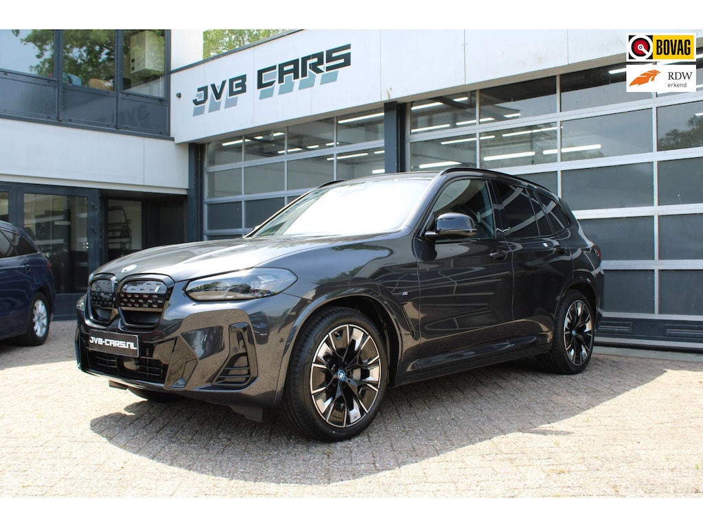BMW iX3 High Executive 80 kWh/pano/Mpakket