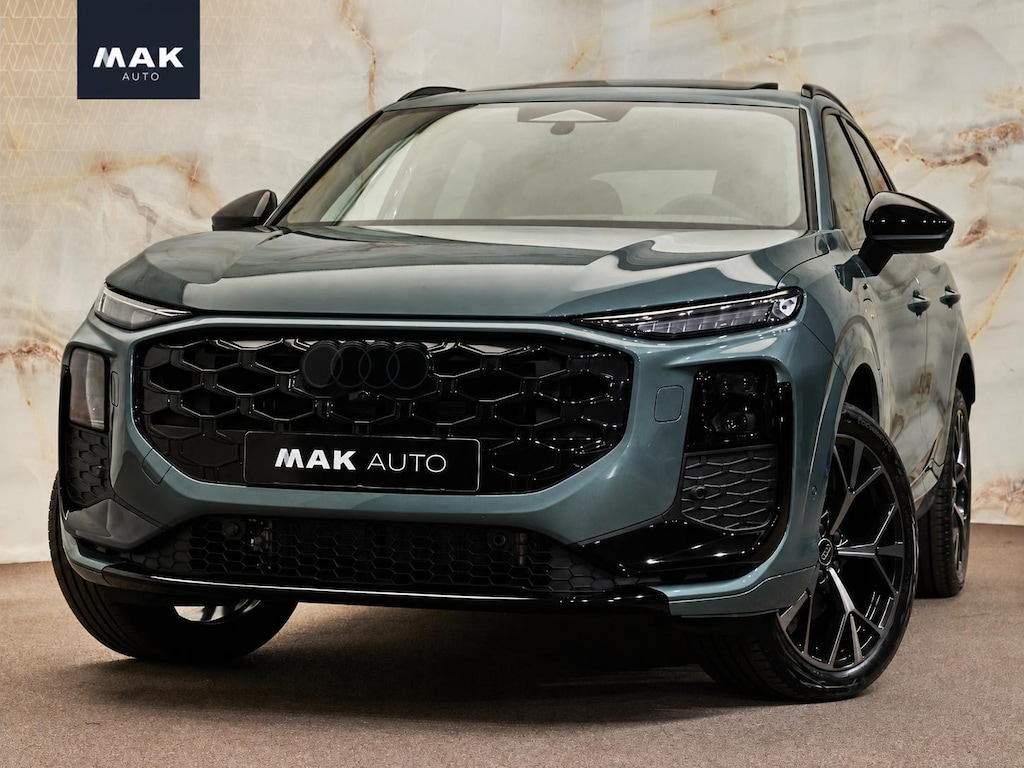 Audi Q3 E-Hybrid S Edition , pano, Tech Pro, tr.haak, 20", Sonos, LED-kopl., memory, HUD, 360 camera, ACC, privacy