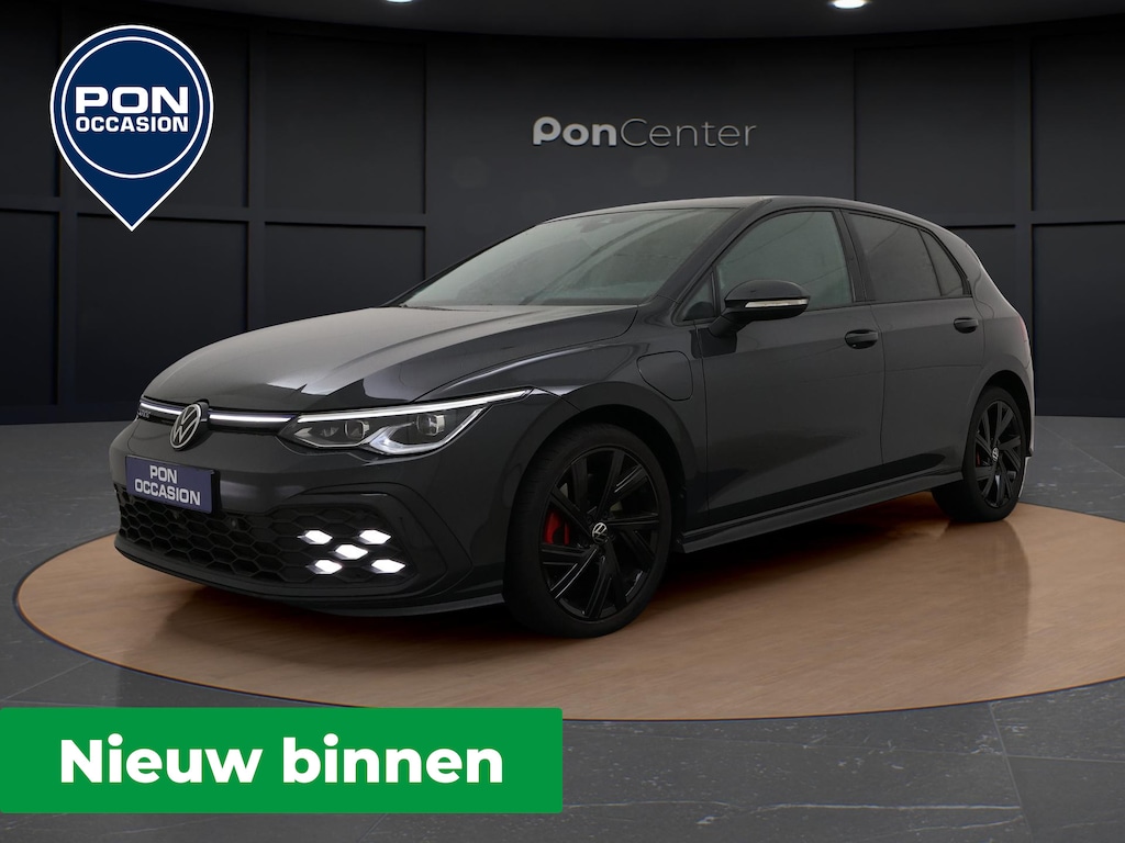 Volkswagen Golf 1.4 eHybrid GTE | Camera | ACC | Stuur-/Stoelverwarming | Carplay | LED Mistlampen | Getint Glas | 18'' |