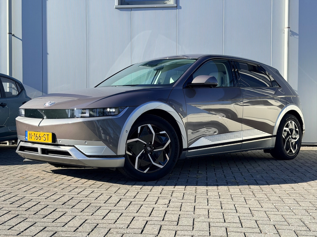 Hyundai Ioniq 5 Lounge 73kWh / Verwacht / Nette Auto! / Uniek Interieur! /