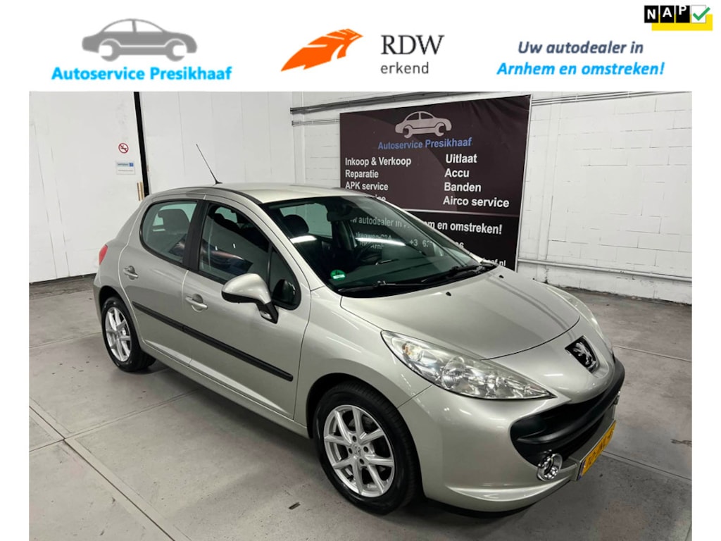 Peugeot 207 1.4 VTi Look AIRCO / NAP / LM VELGEN