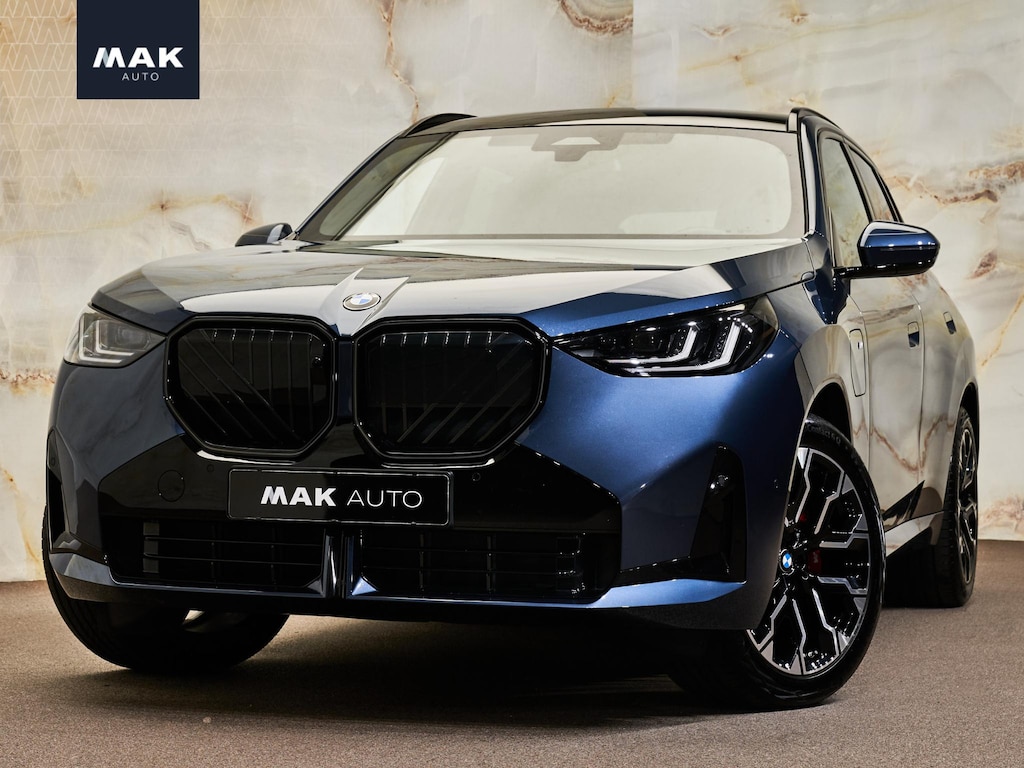 BMW X3 30e xDrive M Sport Pro , pano, 21", tr.haak, HUD, 360° camera, keyless, shadow line