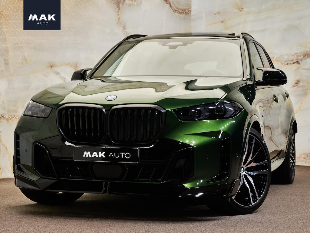 BMW X5 xDrive50e M Sport Pro , NL-auto, Sonderlackierung, pano, 4W-best., H/K, Luchtv., Merino, memory, 22", HUD, tr.haak, privacy