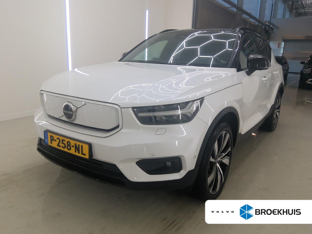 Volvo XC40 Recharge Twin Pro | SoH 94% | Panoramadak | 360 Camera | Elek. Stoel | Harman/Kardon | Adaptive LED | 20 Inch | Luxe Bekleding