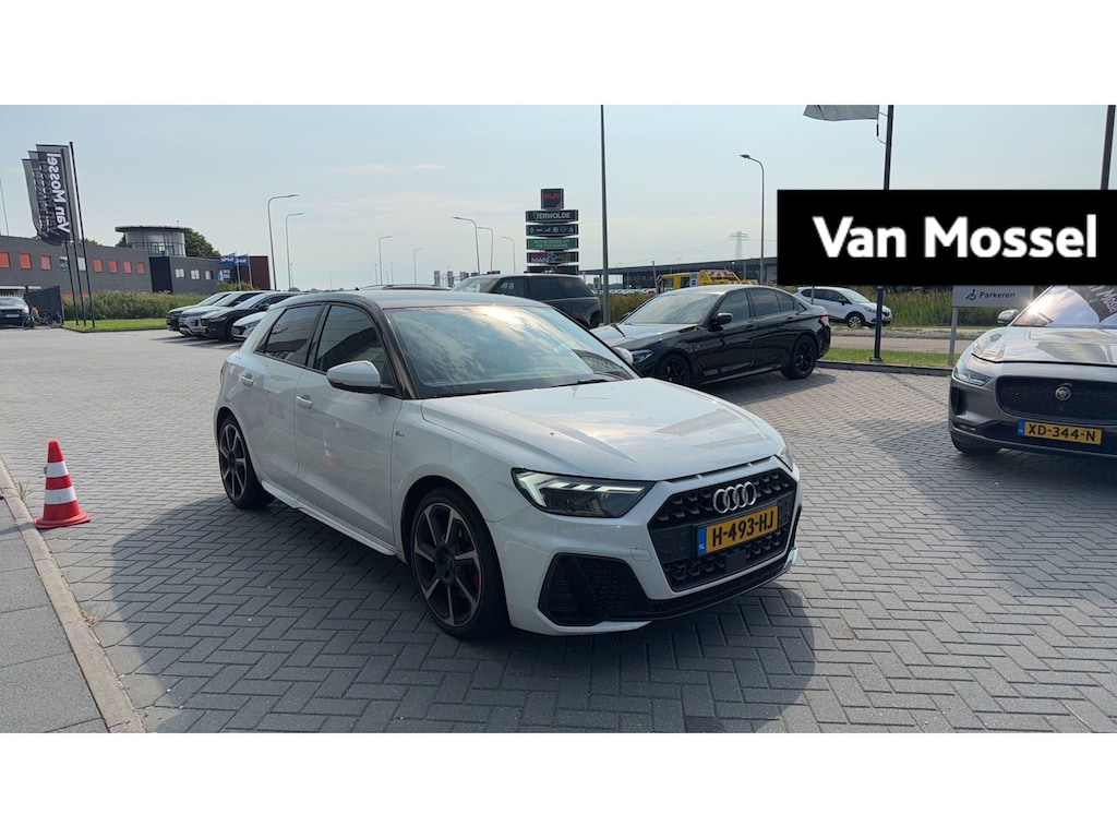 Audi A1 Sportback 40 TFSI S Line edition one 200 PK |