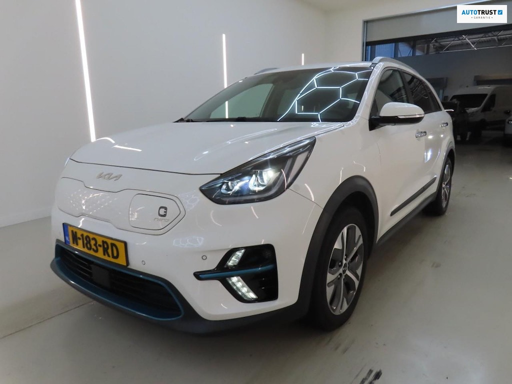 Kia Niro EV E-Niro ExecutiveLine 64 kWh SOH 100% OPEN DAK LEER /JBL/ CAMERA