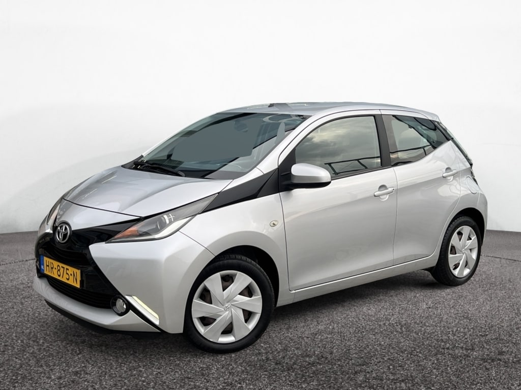 Toyota Aygo 1.0 VVT-i x-play Airco | Parkeercamera