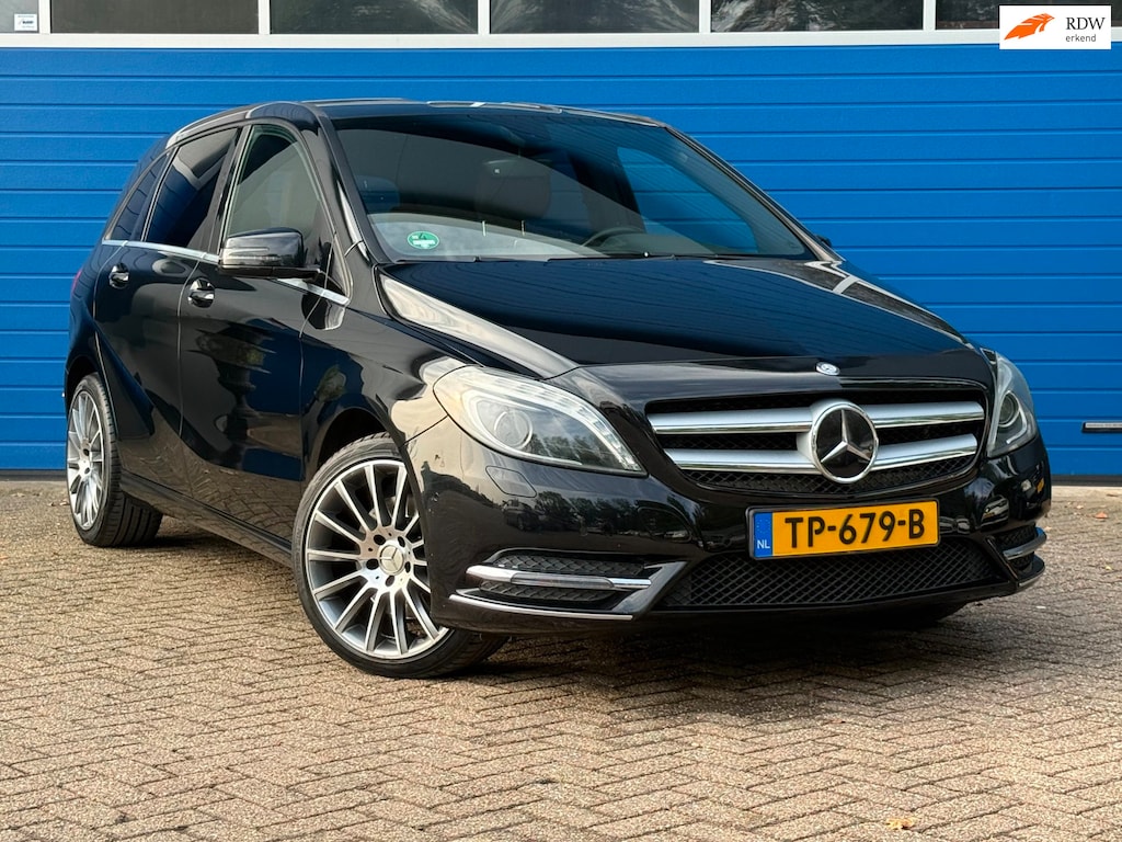 Mercedes-Benz B-klasse 250 Ambition Automaat|Leder|Navi.