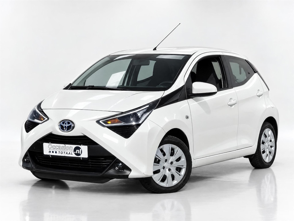 Toyota Aygo 1.0 VVT-i X-Wave | Camera | Navigatie | Bluetooth