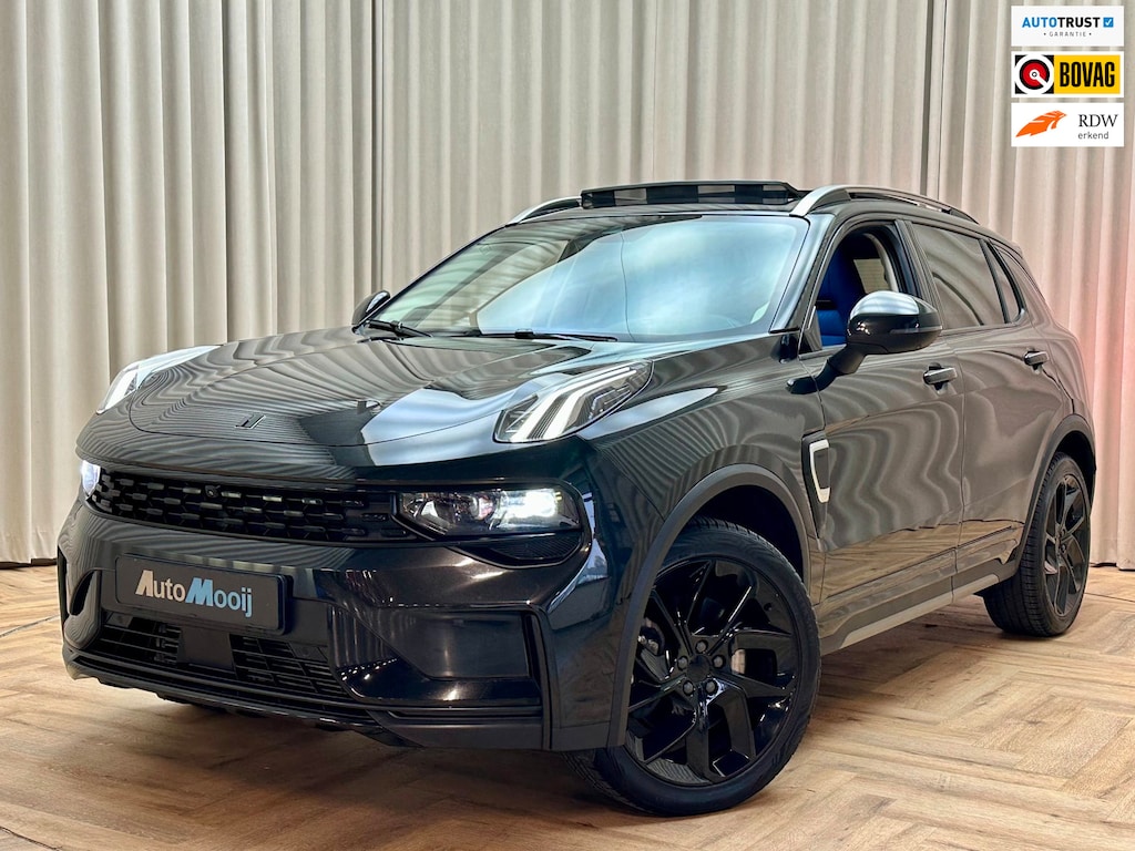Lynk & Co 01 1.5 Hybride | Zwart | BLACK PACK | Infinity Sound | Panoramadak | Adaptive Cruise | Memory Seat | Carplay