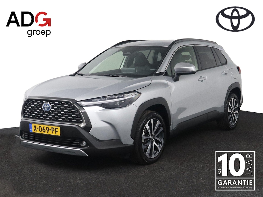Toyota Corolla Cross 2.0 High Power Hybrid First Edition | Apple Carplay/Android Auto | Trekhaak | Parkeersensoren | Stoelverwarming |