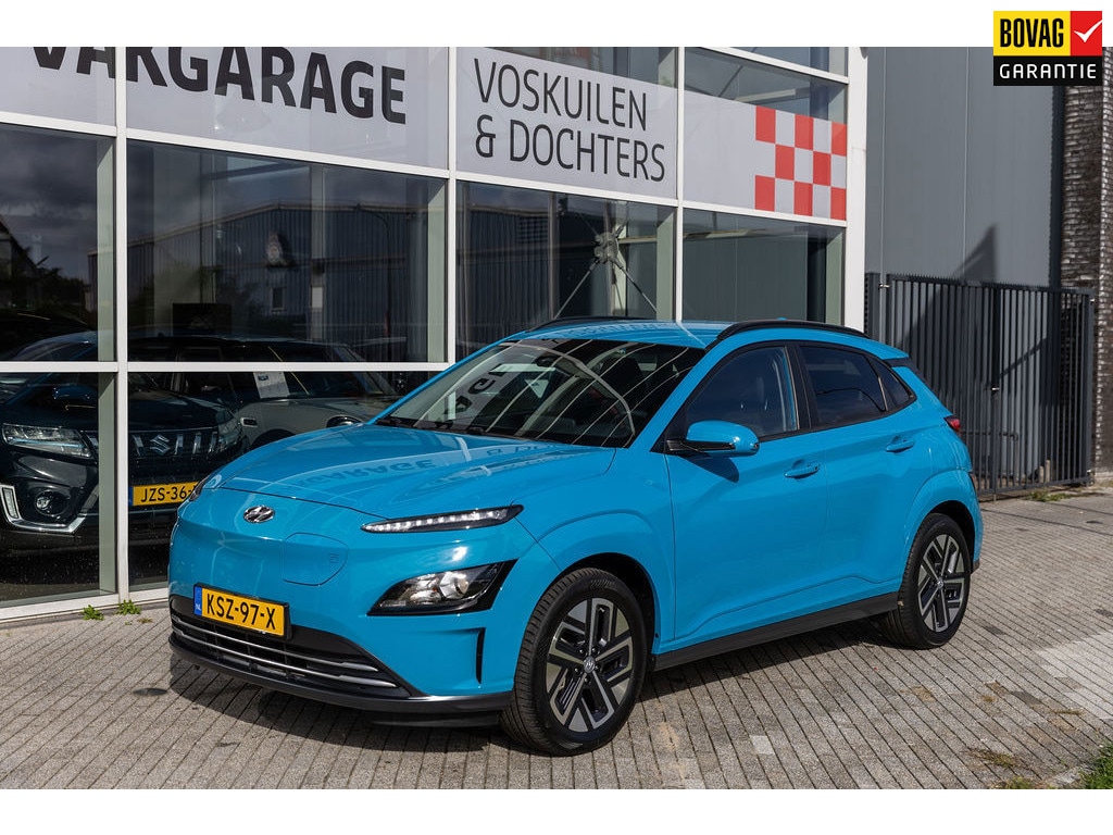 Hyundai Kona Electric EV Comfort 64 kWh Dive in Jeju