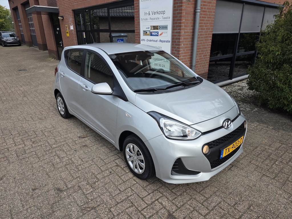 Hyundai i10 1.0i Comfort | Navigatie | Cruise |