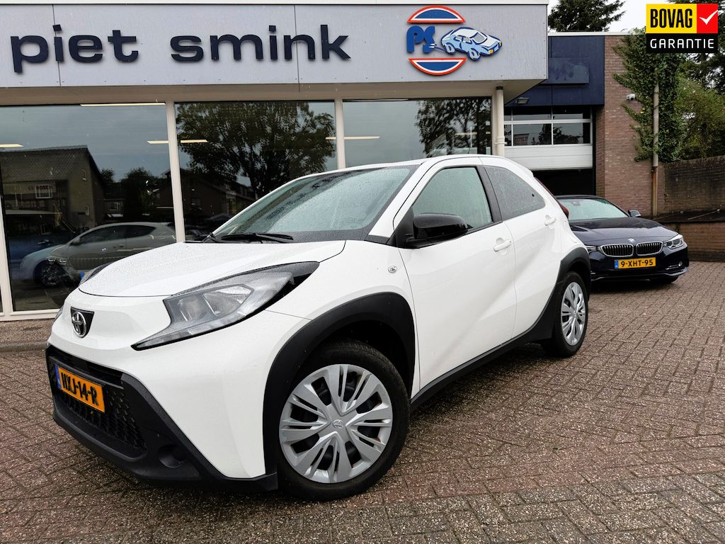 Toyota Aygo X 1.0 VVT-i MT Play