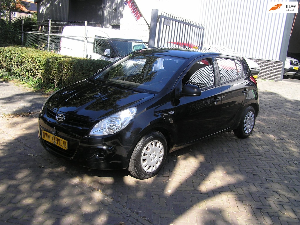 Hyundai i20 1.2i i-Motion 193 d km airco nieuwe apk