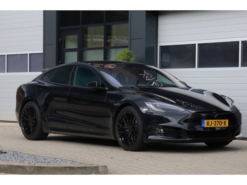 Tesla Model S 75D|ULTRA BLACK|PANORAMA|86% SOH