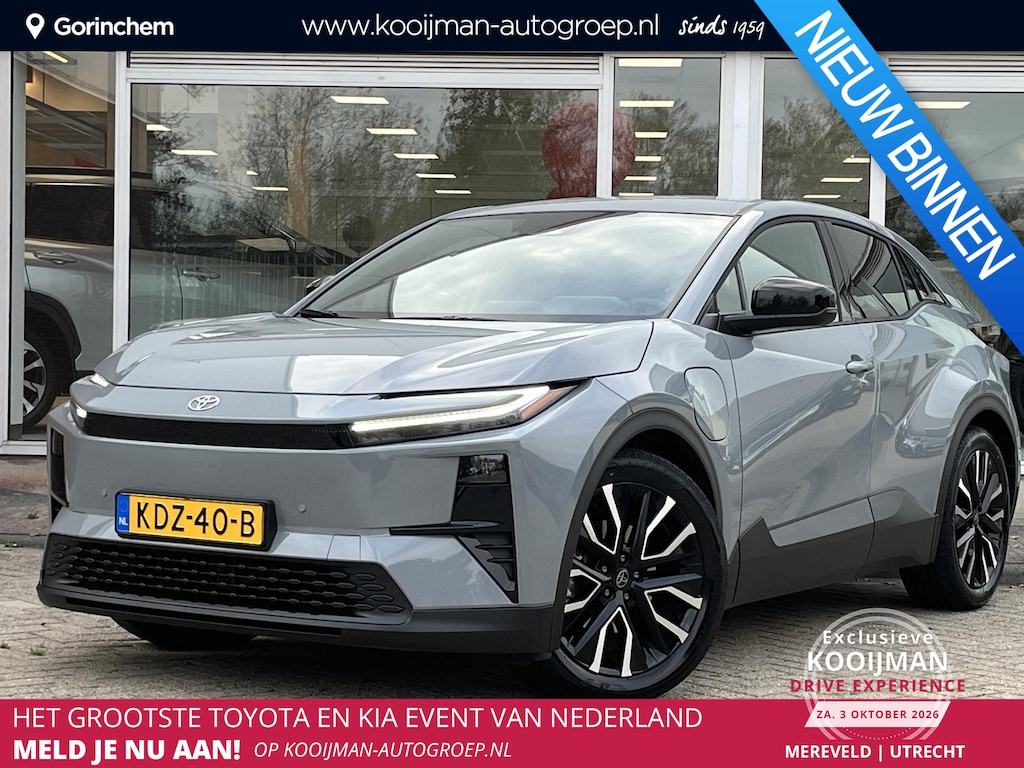 Toyota C-HR / C-HR+ First Edition 77 kWh l 20 inch velgen l elektrische achterklep l verwarmde stoelen en stuurwiel