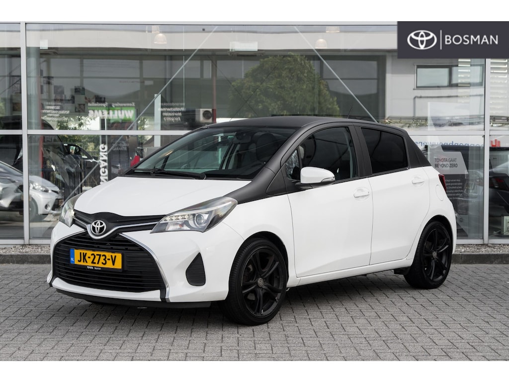 Toyota Yaris 1.3 VVT-i Aspiration Bi-Tone