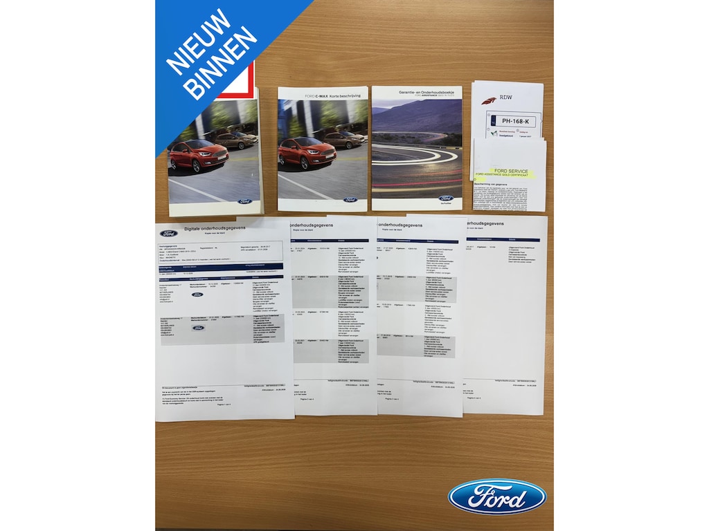 Ford C-Max 125pk Titanium Navi Trekhaak Winter & Parking pack Apple Carplay Dealeronderhouden
