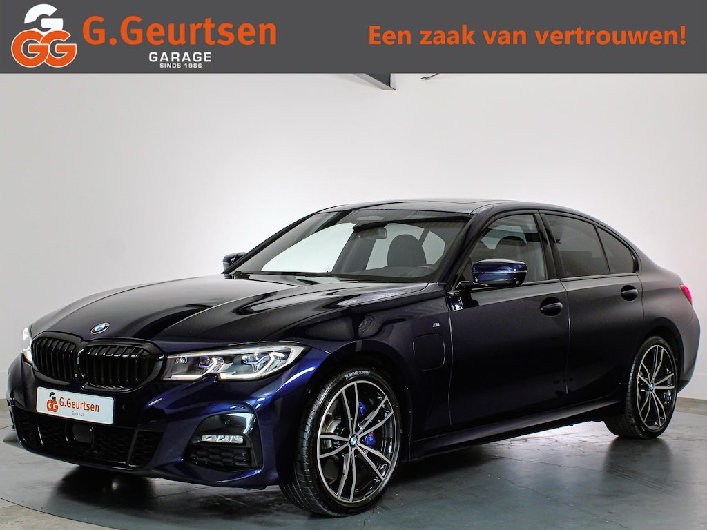 BMW 3-Serie 330e M-sport Laser, Panoramadak, H&K, Memory, HUD, ACC, Vol met opties!