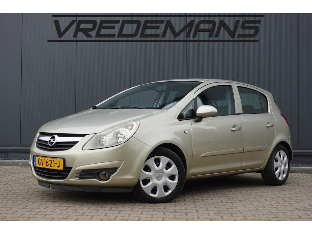 Opel Corsa 1.2-16V Essentia