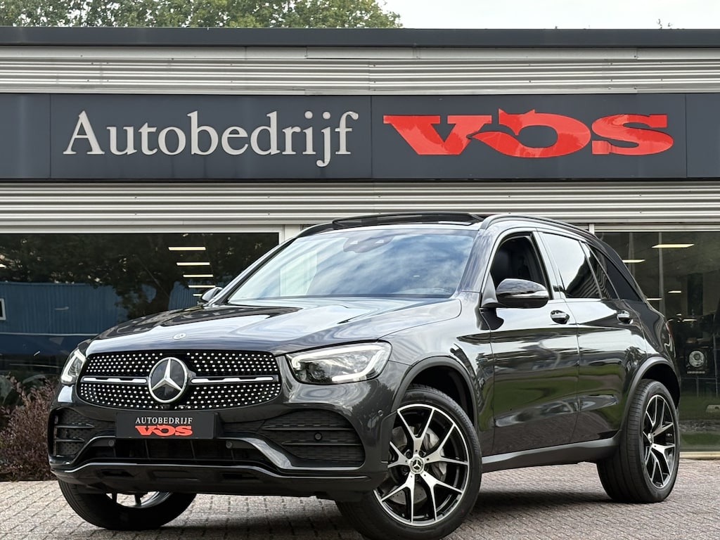 Mercedes-Benz GLC 300e 4MATIC AMG-Line | Panodak | Multibeam | 360 camera | Memory
