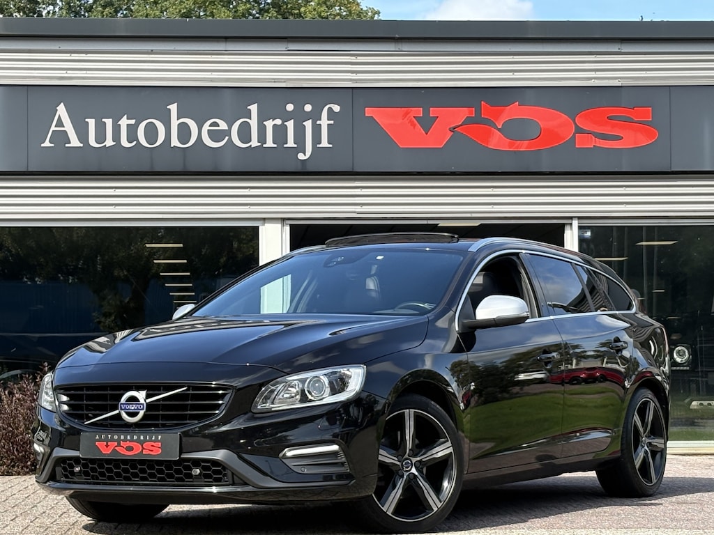 Volvo V60 2.0 D3 R-Design | Glasdak | Trekhaak | Memory | Camera