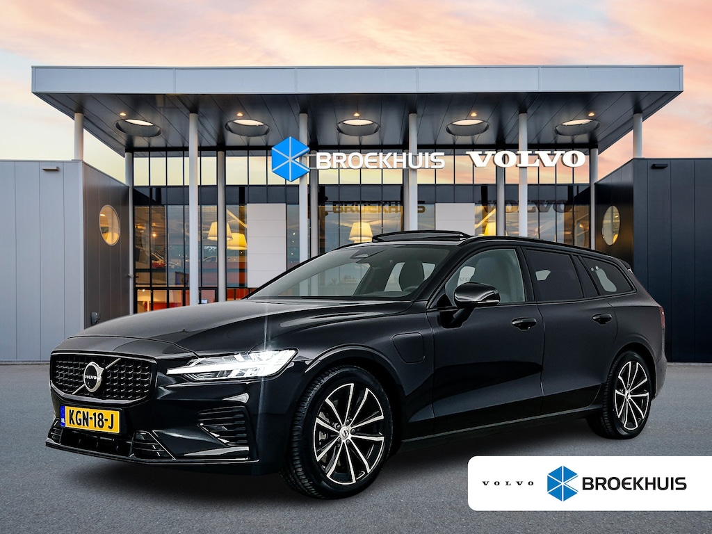 Volvo V60 T8 Recharge Plus Dark | 18" | Panoramadak | Head-Up | Trekhaak | Elektr. verst. Sportstoelen | 360 Camera | Stoel/Stuur/Achterbankverwarming