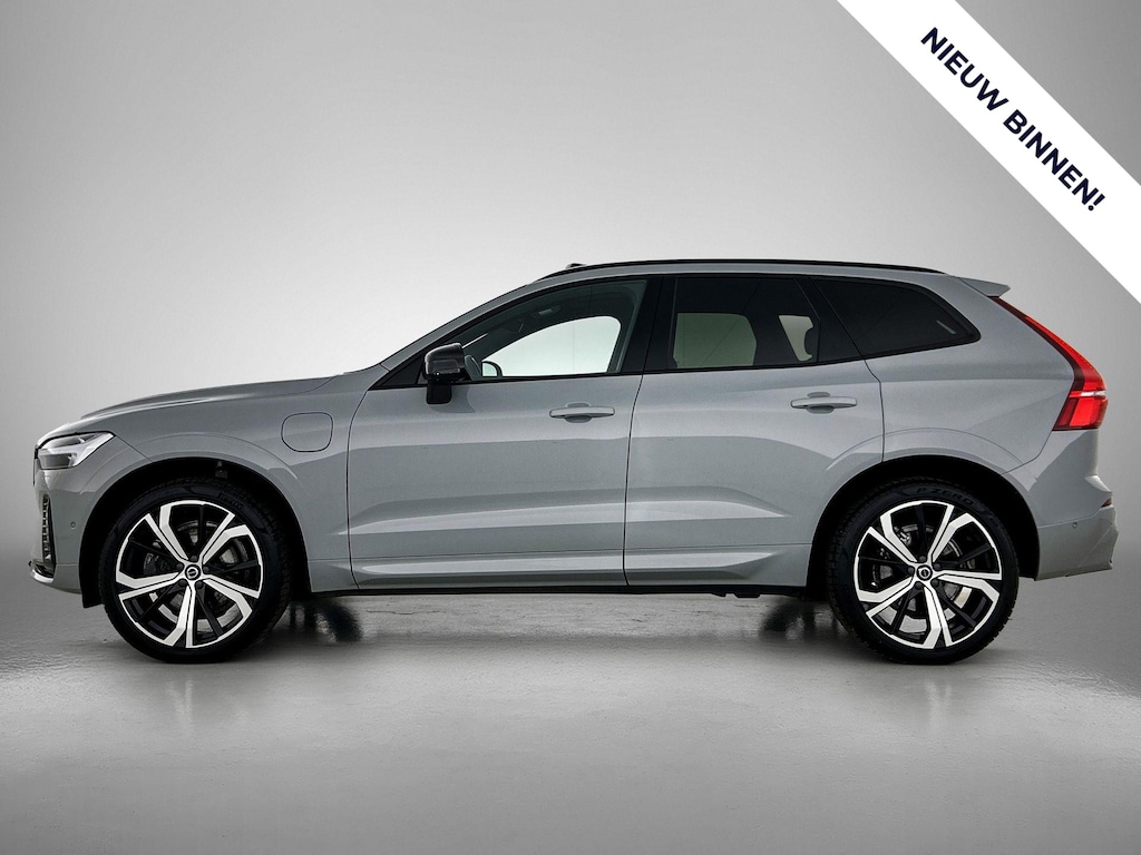 Volvo XC60 T8 Plus Dark Long range | Pano | Trekhaak | 360* | H&K | 21 inch |