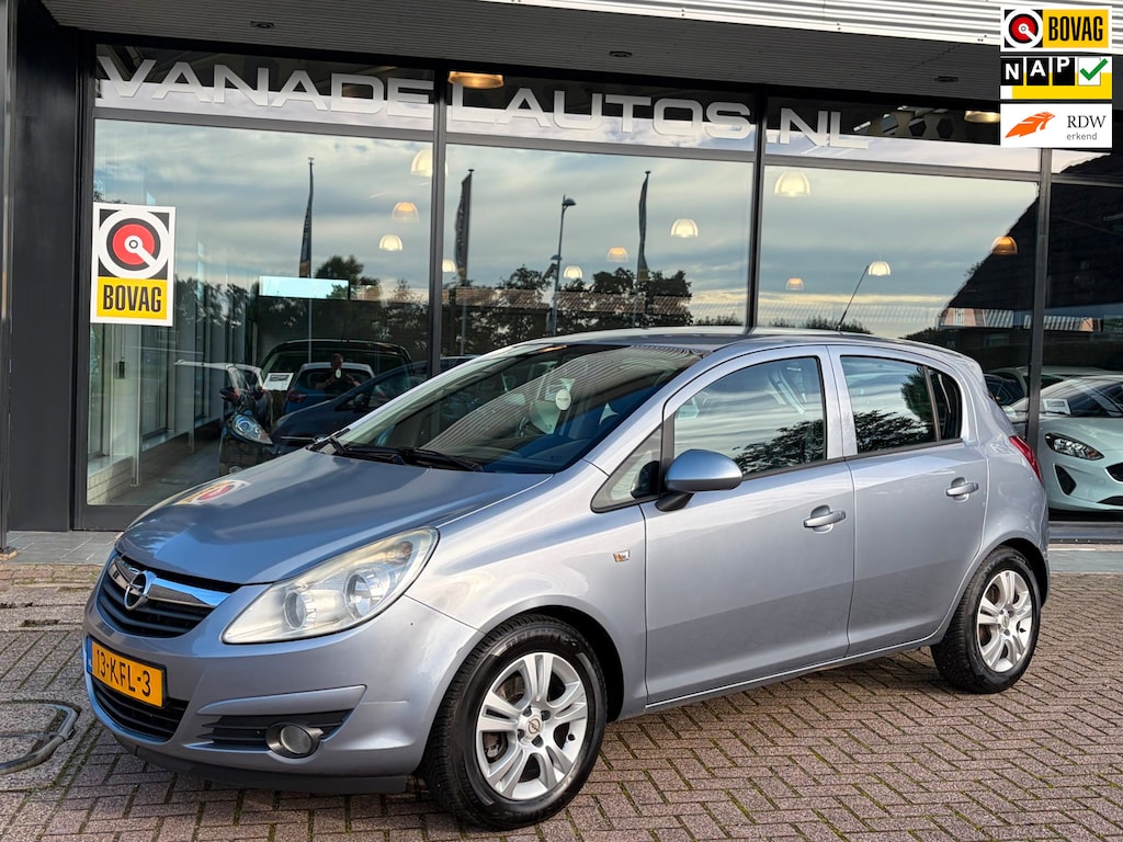 Opel Corsa 1.4-16V Enjoy 5Drs Airco Cruise LM Velgen Trekhaak NL-Auto NAP Dealeronderhouden!