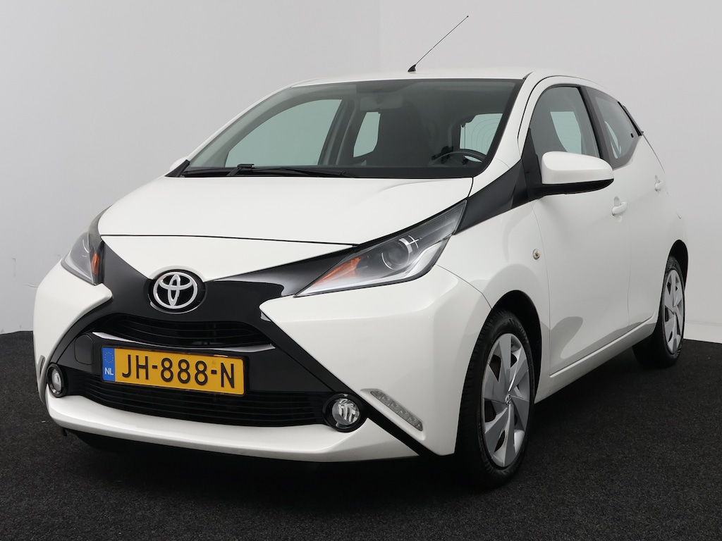 Toyota Aygo 1.0 VVT-i x-play